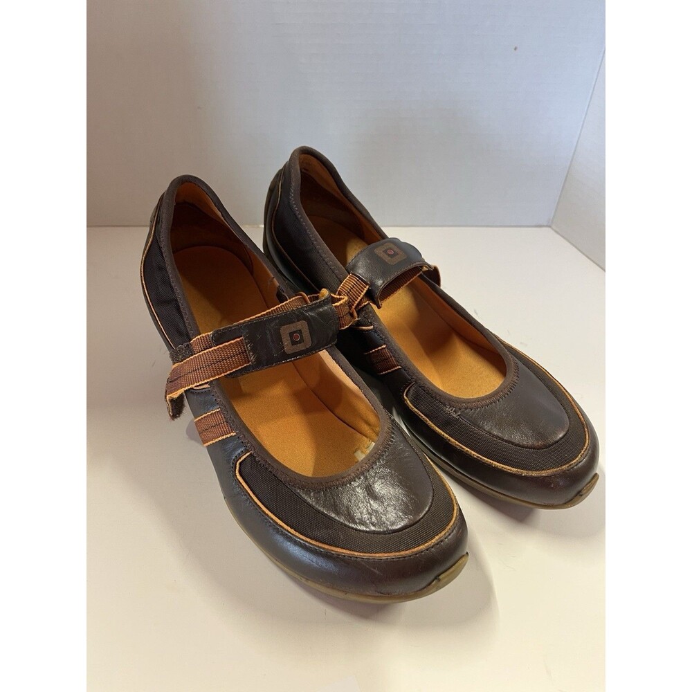 Tsubo Women’s Shoes Mary Jane Jane’s Wedge Heel Size 8 Brown Strap